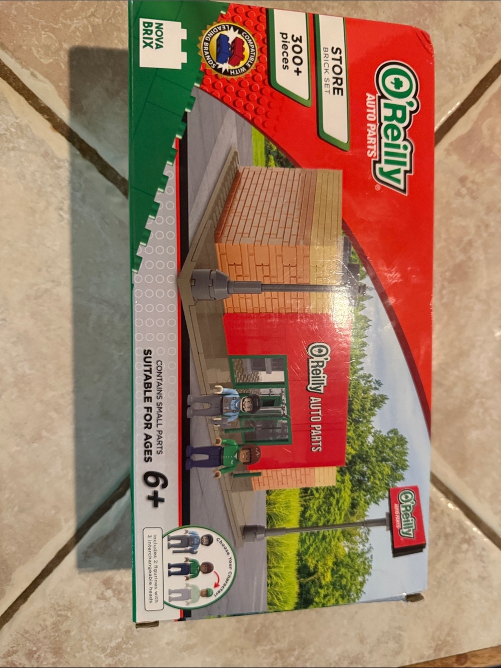 Lego O'Reilly Auto Parts Building Set Red Green Tan